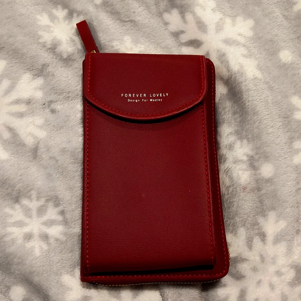 Madley Crossbody bag, card slots and phone pocket, NWOT